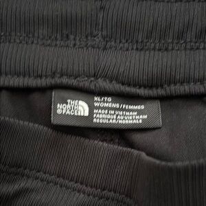 The North Face Women's Black Pants size XL
